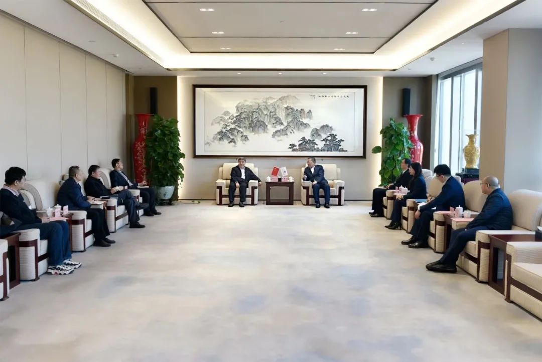 段辉乐.jpg 段辉乐.jpg